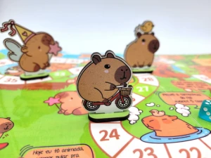 Jogo de Tabuleiro Capivaras 40 x 28 cm - Artesanato e Personalizados