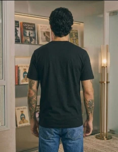 Camiseta Preta Ouija Board - Artesanato e Personalizados