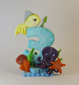 Tipo de bolo personalizado em biscuit - Artesanato e Personalizados
