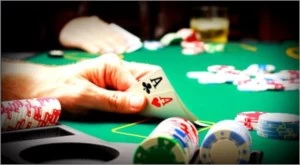 Curso Completo de Poker (4bet Poker Team) + Brinde - Cursos e Treinamentos
