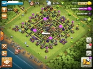Vila CV 9 Clash of Clans totalmente full