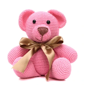 Urso Rosa Laço Dourado Amigurumi - Artesanato e Personalizados