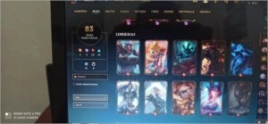 Conta League of Legends com passe Battle Quinn ativado. LOL