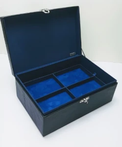 Estojo Grande Preto e Azul para Joias e Bijuterias - Artesanato e Personalizados