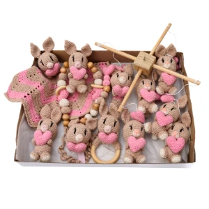 Kit Bebê Coelhinhos em Amigurumi com 7 Peças - Artesanato e Personalizados