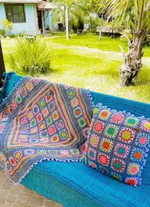 Capa de Almofada Dupla Face Deluxe em Crochê - Artesanato e Personalizados