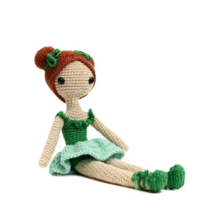 Boneca Bailarina Maria Clara em amigurumi - Artesanato e Personalizados