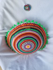 Capa de Almofada Mandala Bali em Crochê - Artesanato e Personalizados