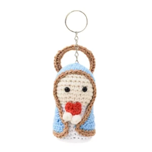 Chaveiro Santinha em amigurumi - Artesanato e Personalizados
