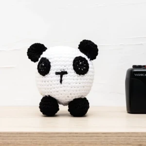 Urso Panda bola em amigurumi - Artesanato e Personalizados