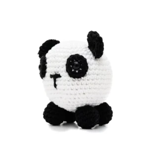 Urso Panda bola em amigurumi - Artesanato e Personalizados