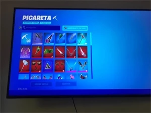 Conta Fortnite provo skins lobby