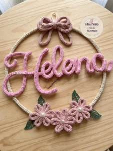 Guirlanda Laço e Flores em Tricotin - Artesanato e Personalizados