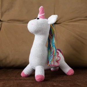 Unicórnio asas bordadas em amigurumi - Artesanato e Personalizados