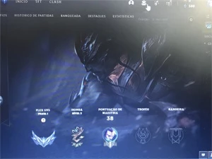 Conta prata com skin emissário da escuridão yasuo - League of Legends LOL
