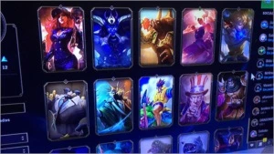 Conta com varias skins caras e raras - League of Legends LOL