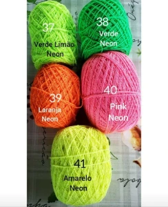 Kit de 50 Mini Florzinhas de Crochê - Artesanato e Personalizados