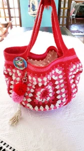 Bolsa Estilo Boho em Crochê - Artesanato e Personalizados