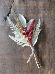 Mini Buquê Marsala de Flores Desidratadas para Convite 12 cm - Artesanato e Personalizados