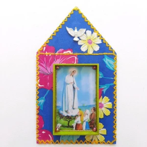 Capelinha "N. S. de Fátima" - Artesanato e Personalizados