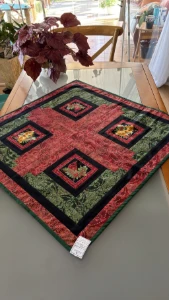 Toalha de Mesa Natalina - 73 x 73 cm - Artesanato e Personalizados