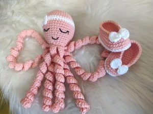Polvo Amigurumi + Sapatinhos Rn - Artesanato e Personalizados