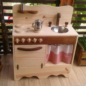 Cozinha Infantil de Madeira Artesanal