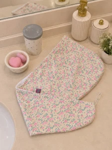 Toalha Artesanal para Cabelo - 22 x 60 cm - Artesanato e Personalizados