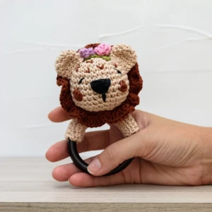 Chocalho Leãozinho Amigurumi - Artesanato e Personalizados