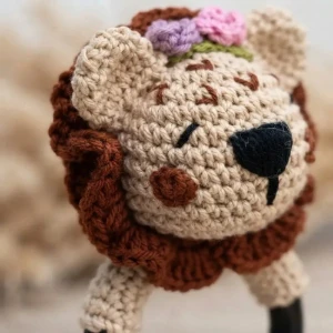 Chocalho Leãozinho Amigurumi - Artesanato e Personalizados
