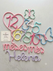 Kit Mêsversário Borboletas + nome Personalizado Tricotin - Artesanato e Personalizados