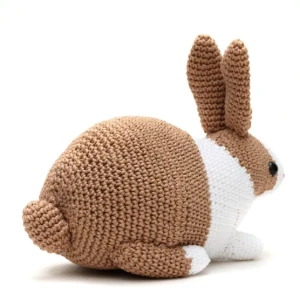 Coelho holandês fofo em amigurumi - Artesanato e Personalizados