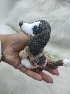 Mini Pet Salsicha - Amigurumi De Crochê - Artesanato e Personalizados