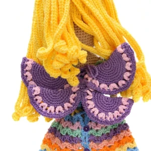 Boneca Jéssica em amigurumi - Artesanato e Personalizados