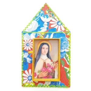 Capelinha "Santa Terezinha das Rosas" - Artesanato e Personalizados