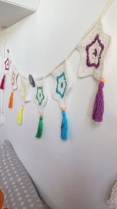 Varal de Estrelas em Crochê - Artesanato e Personalizados