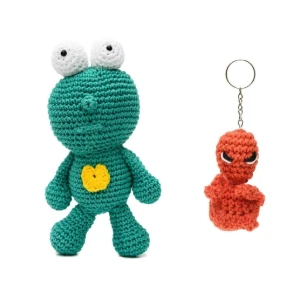 Duo Et coração e chaveiro mini alienígena em amigurumi - Artesanato e Personalizados