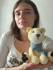 urso com cachecol amigurumi - Artesanato e Personalizados