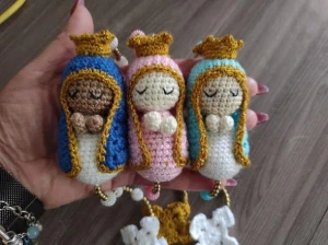 Terço Mariano em Crochê - Nossa Senhora - Artesanato e Personalizados