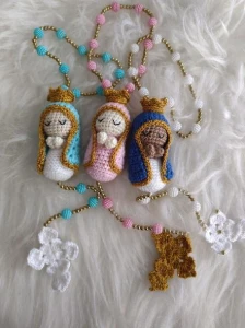 Terço Mariano em Crochê - Nossa Senhora - Artesanato e Personalizados