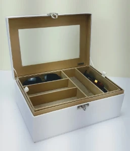 Porta-Óculos Branco com 10 Divisões - Artesanato e Personalizados