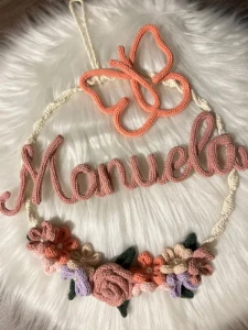 Guirlanda Rosas e Flores em Tricotin - Artesanato e Personalizados
