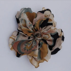 Broche de Tecido Artesanal