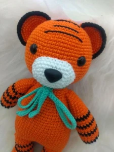Amigurumi Tigrinho em Crochê - Artesanato e Personalizados