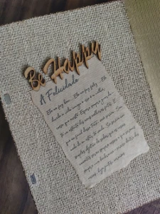 Caixa Decorativa Felicidade - Artesanato e Personalizados