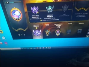 Conta diamante 4 - League of Legends LOL