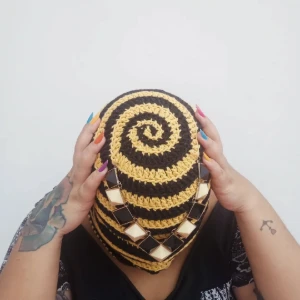 Balaclava rainha - Artesanato e Personalizados