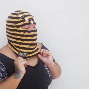 Balaclava rainha - Artesanato e Personalizados
