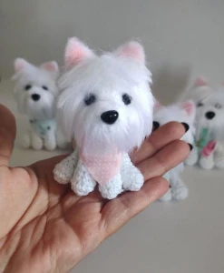 Miniatura Westie Terrier- Amigurumi de Crochê com Feltragem - Artesanato e Personalizados