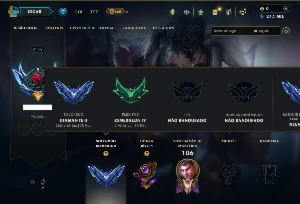 Diamante 2 com 45 Champs e 13 Skins +4 Vitoriosas